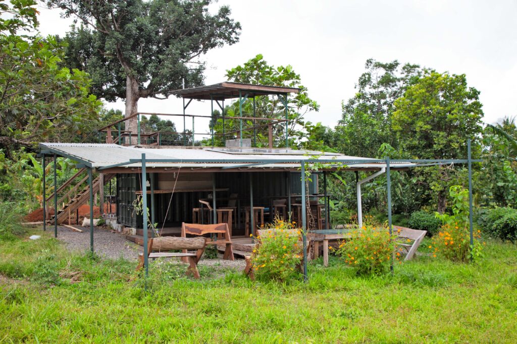 Dominica_1753 Free Up Farm LR